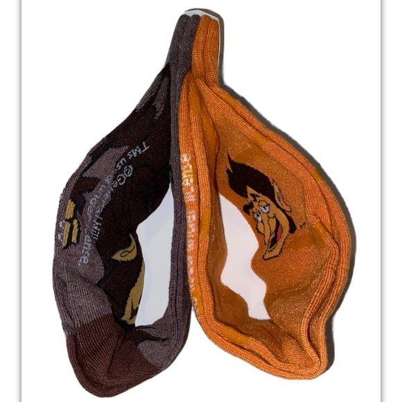 Count Chocula Crew Socks 2 Pair Men 6-12 Orange Brown w Monster Cereal Breakfast - Picture 9 of 12